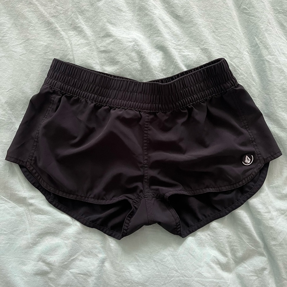 Women’s Volcom Stone Board Shorts size Small Black swim shorts